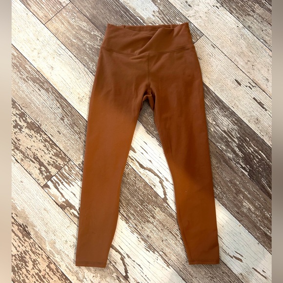 Boost PowerHold High Waisted 7/8 Leggings - Picture 7 of 7